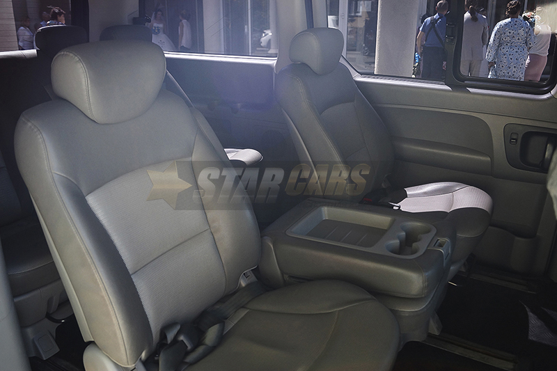 Hyundai Grand Starex (10 мест) — кадр 4 из 4