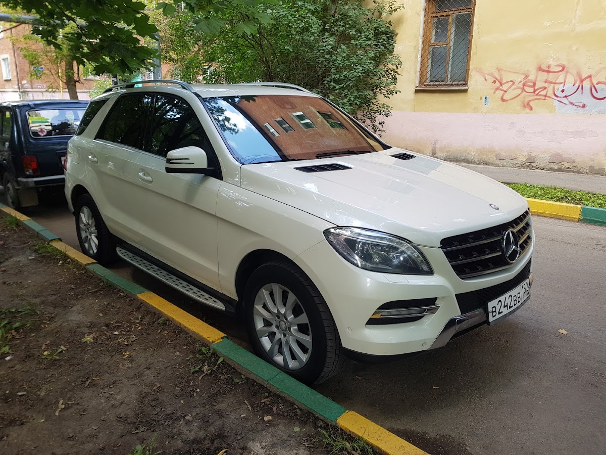 Mercedes-Benz ML350