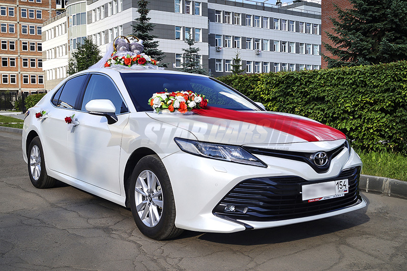 Toyota Camry v70 (2021)