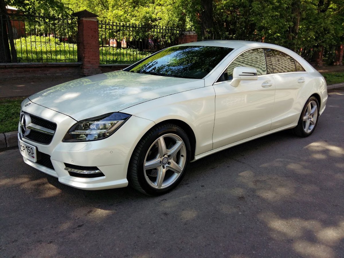 Mercedes CLS, белый