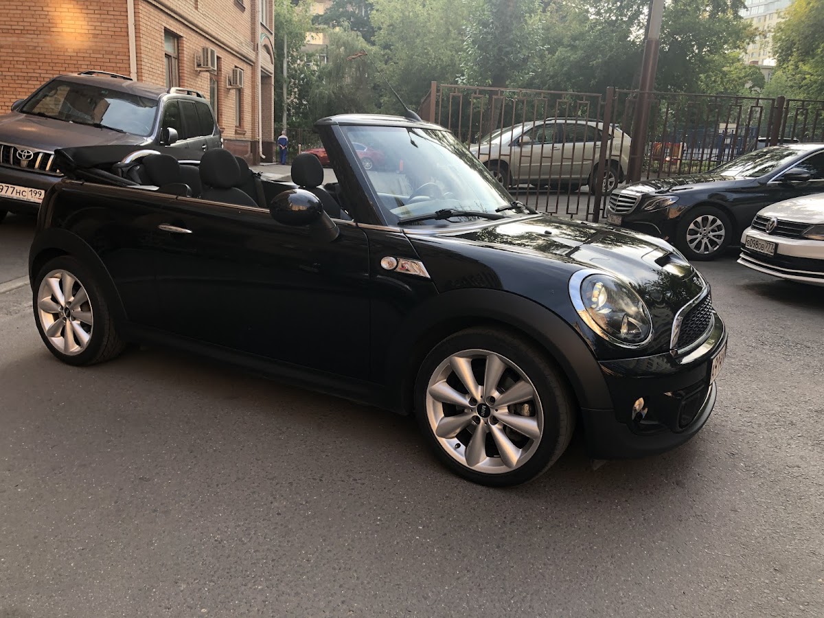 MiniCooper Cabrio S — кадр 4 из 11