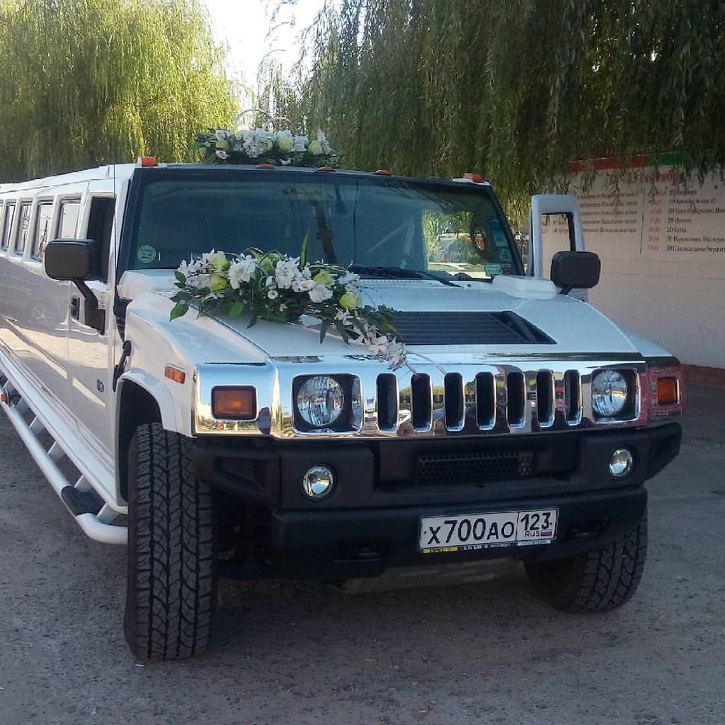 Hummer H2 — кадр 2 из 5