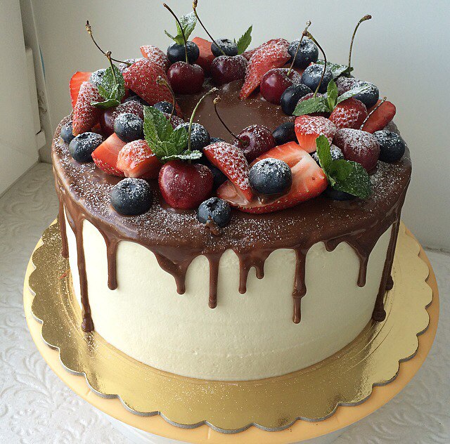 Serezhkina Cake