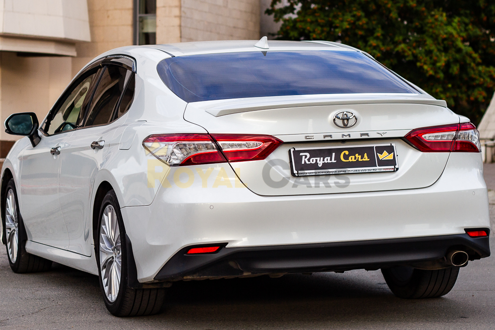 Toyota Camry V70 Executive Safety