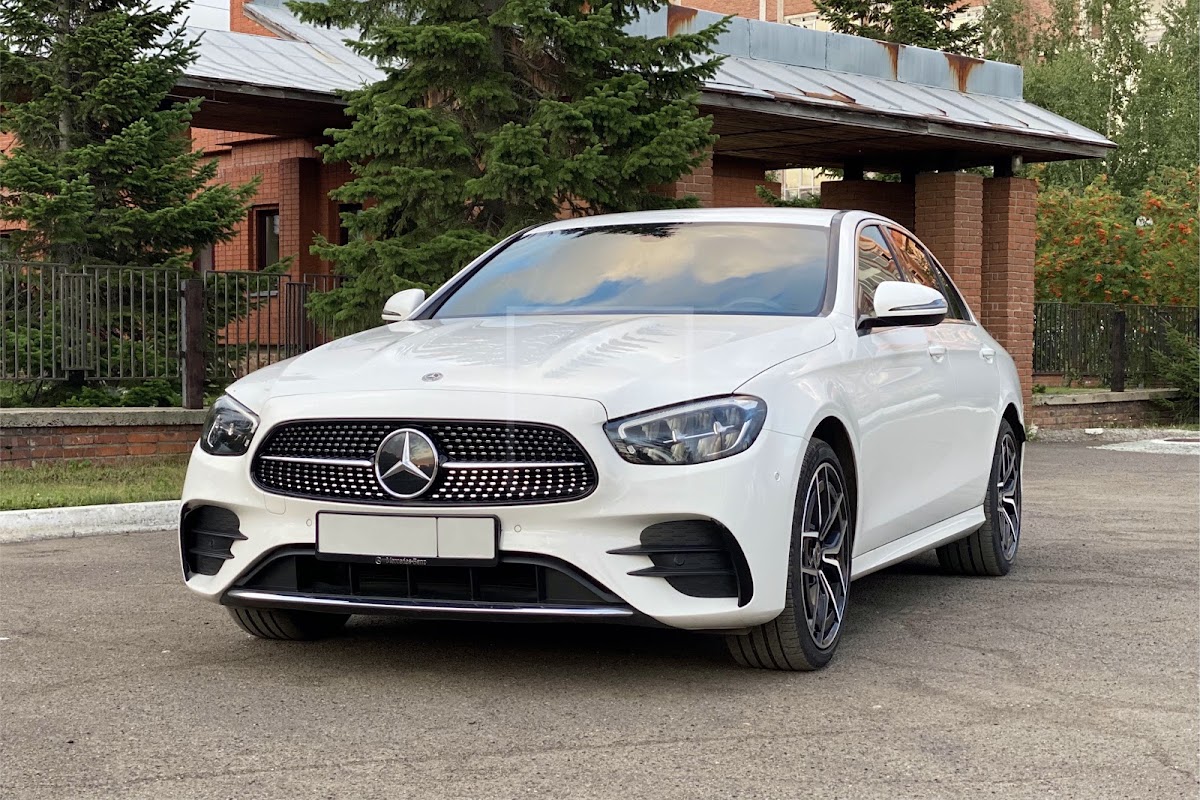 Mercedes-Benz E-Class 2021 год