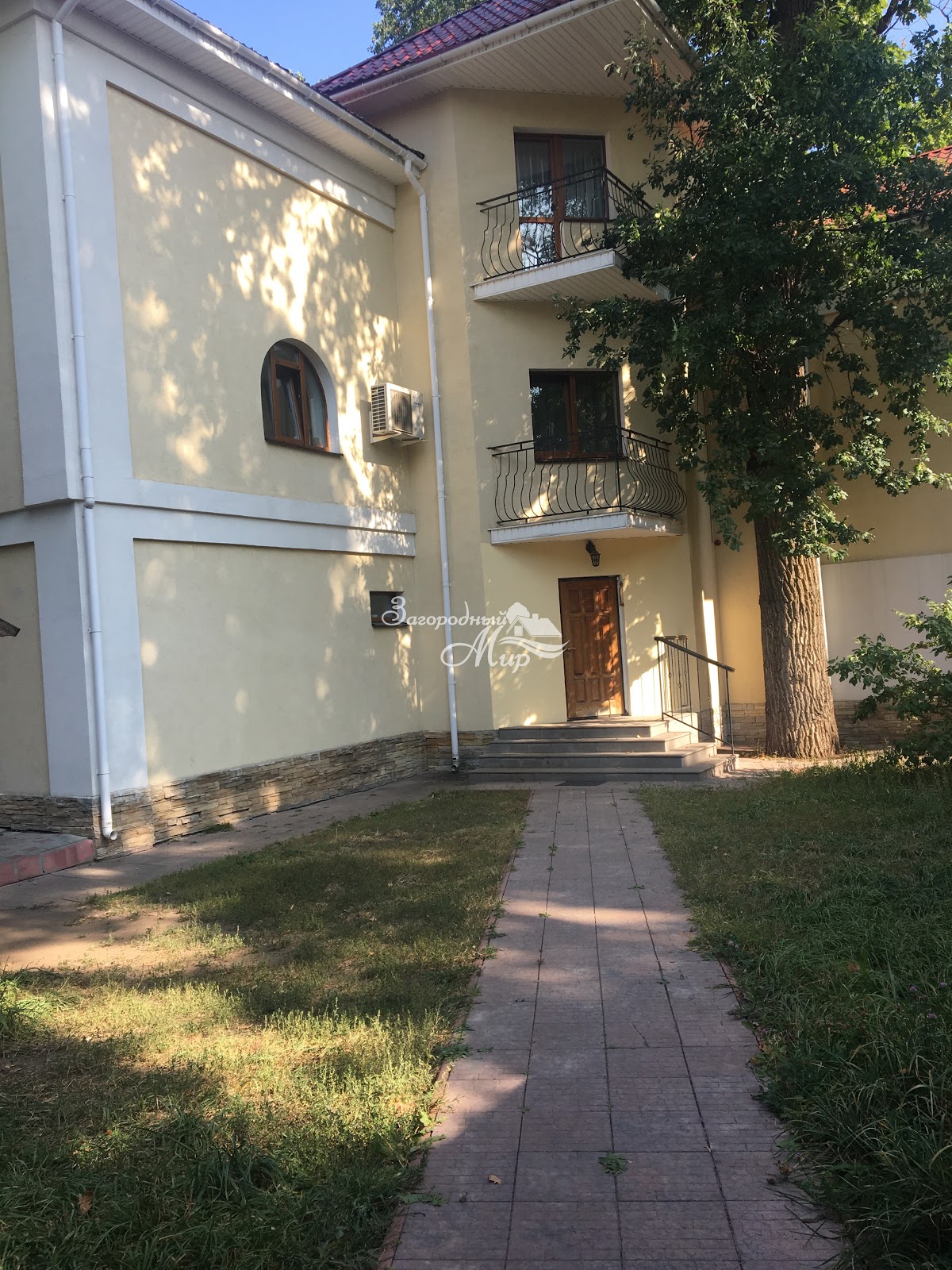 Фотографии