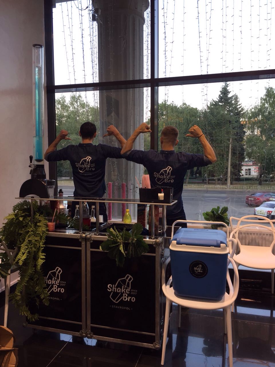Shake_Bro_Performance