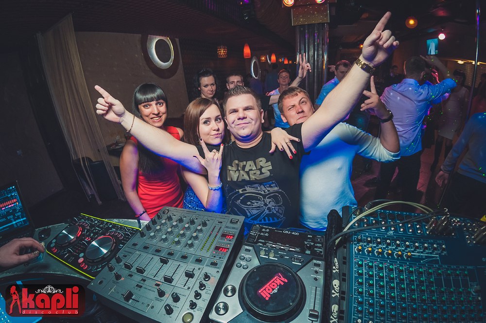 LADIES' NIGHT в DJ-баре «Капли»