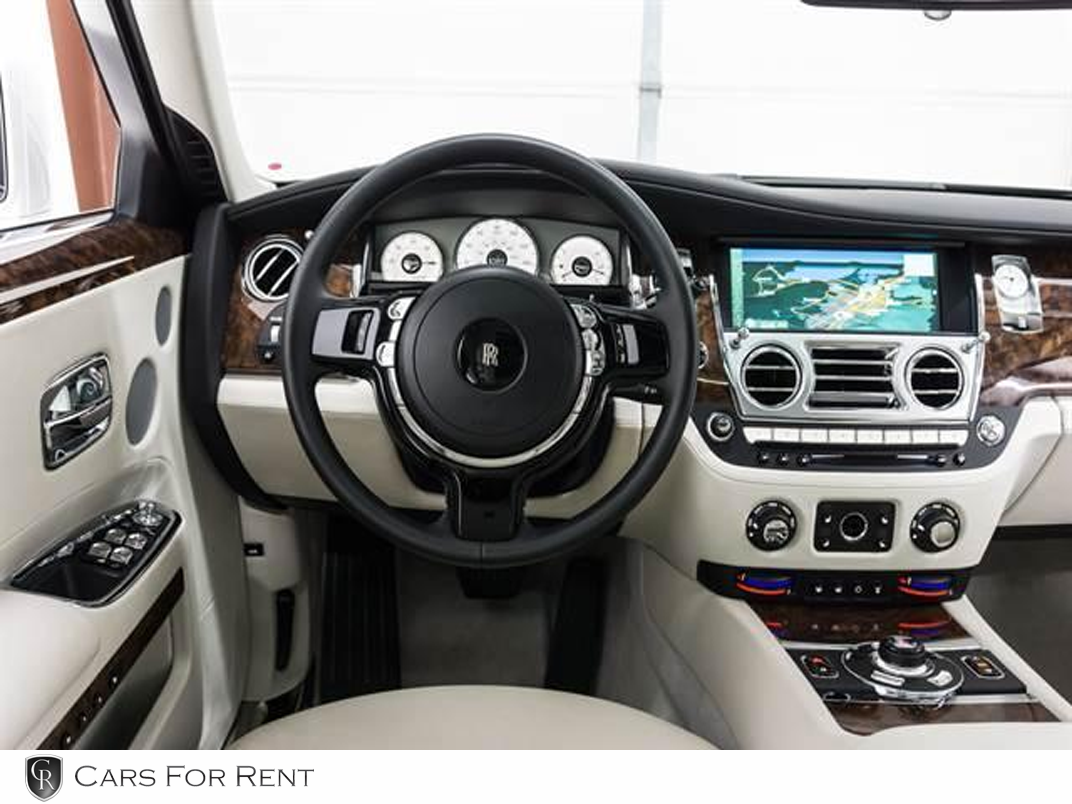 Rolls Royce Ghost — кадр 3 из 3