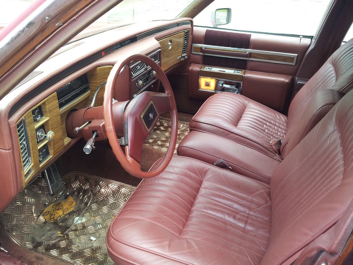Cadillac De Ville — кадр 5 из 5