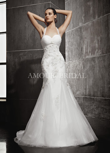 Испанские cвадебные платья Amour Bridal 2013.