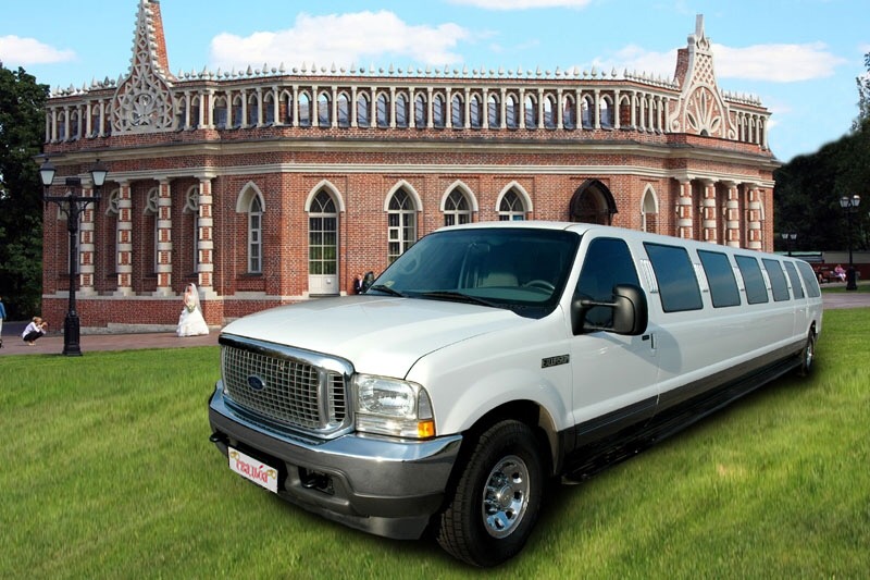 Ford Ecscursion — кадр 2 из 5