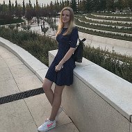 Елена Елена