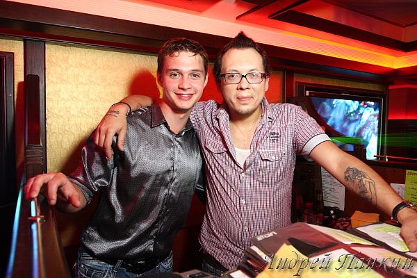 DJ Niki / DJ First