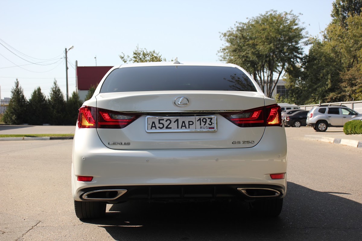 Lexus GS250 — кадр 4 из 18