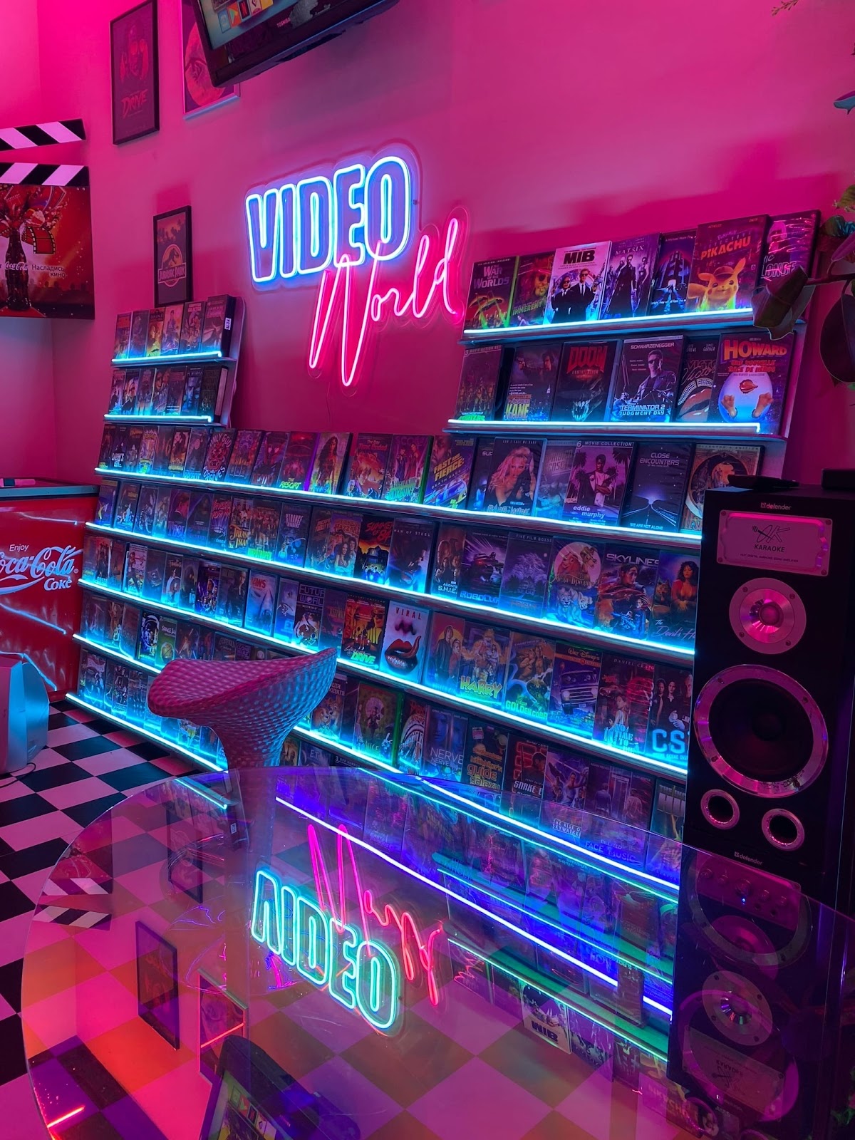 NeonСast