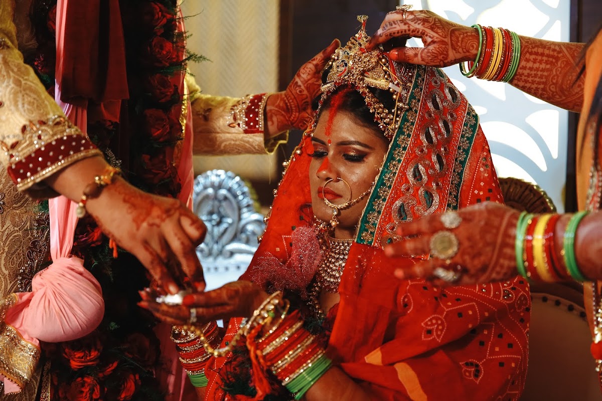 Eshee и Shekhar