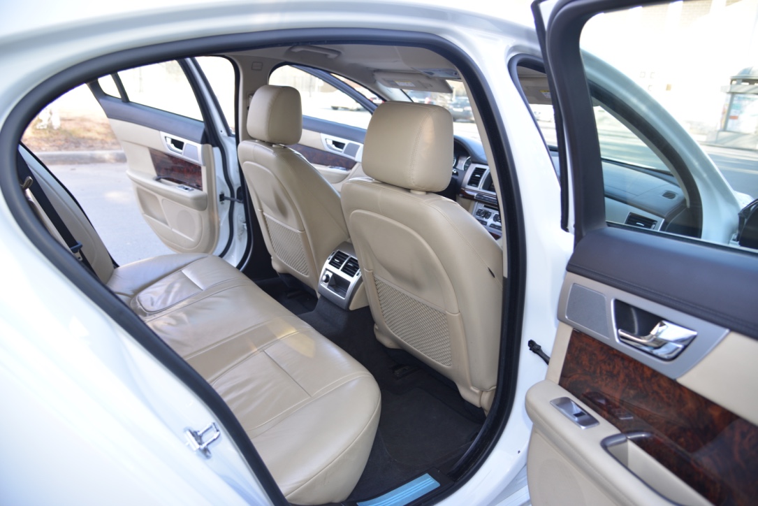 Jaguar XF — кадр 5 из 7