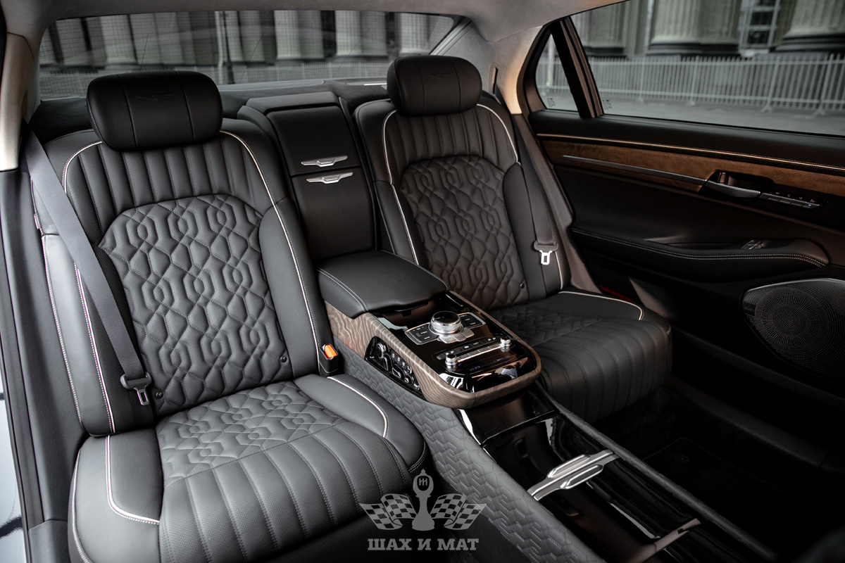 Фотографии