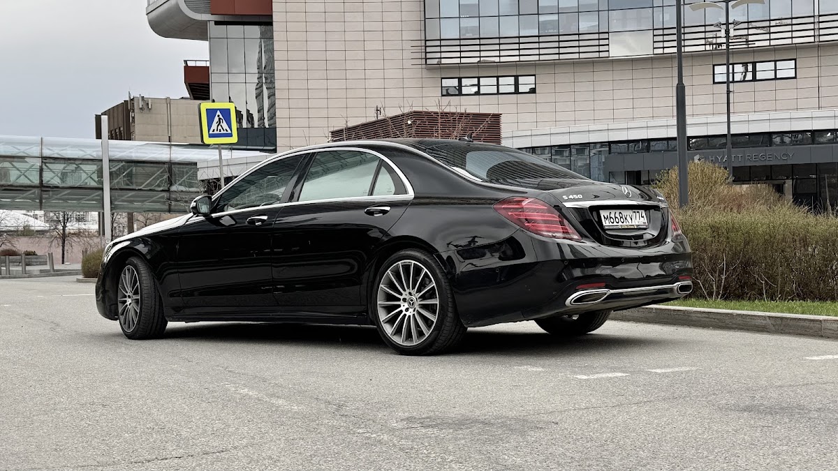 Mercedes-Benz S class 222