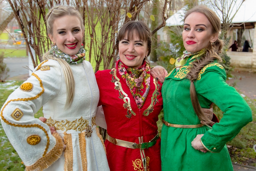 Группа Vesnakrasna
