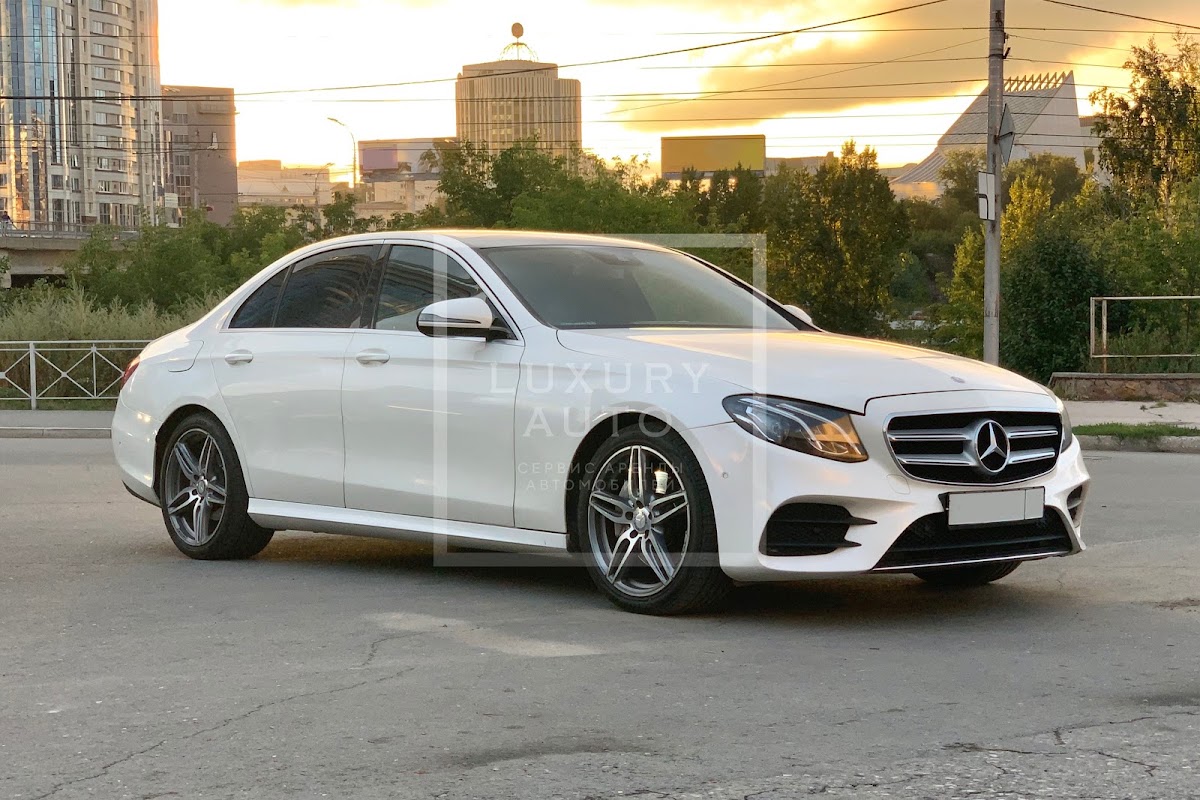 Mercedes-Benz E-213