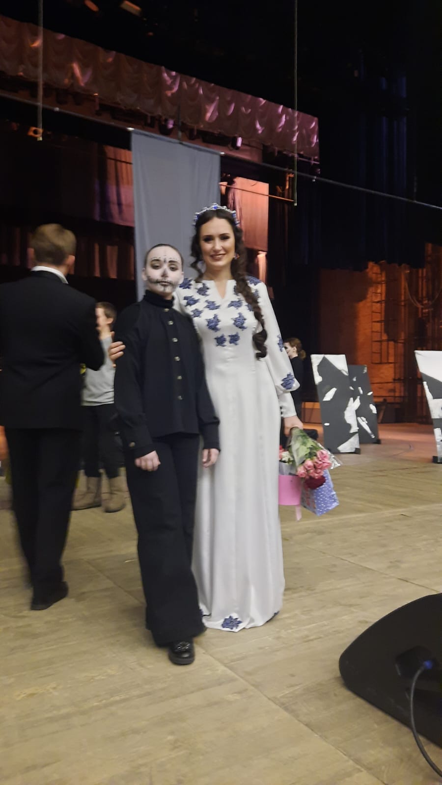 Спектакли