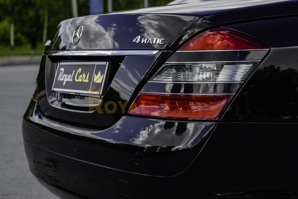 Mercedes-Benz S-class W221 Черный