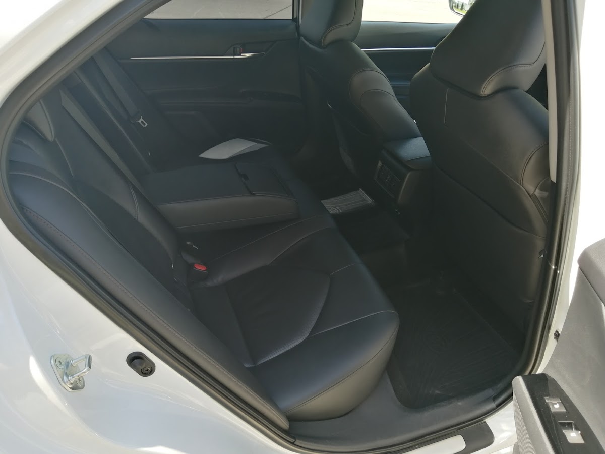 Toyota Camry 2019 — кадр 4 из 4