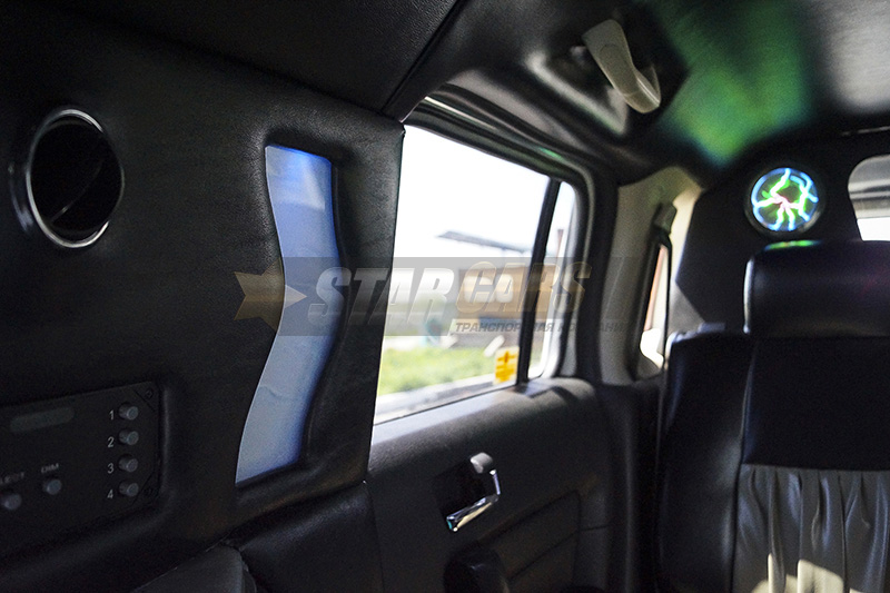 Hummer H3 (10 мест)