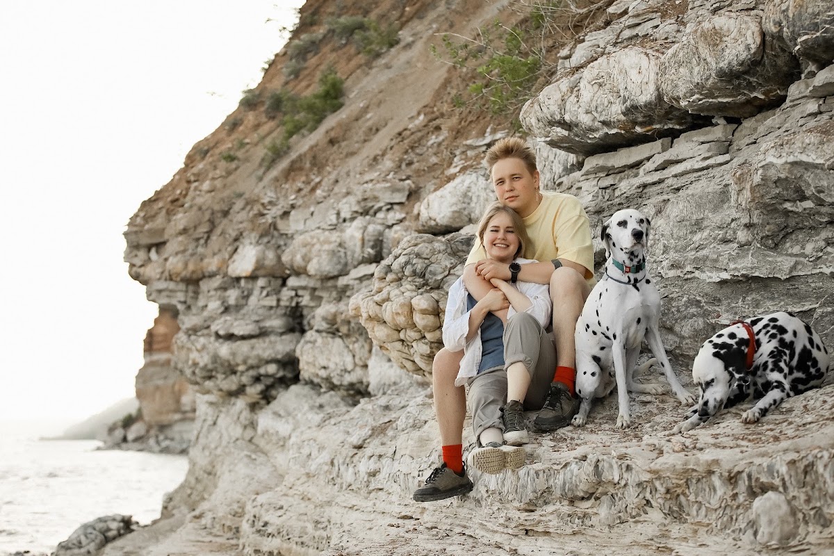 Love Story: Камское море, горы, далматины