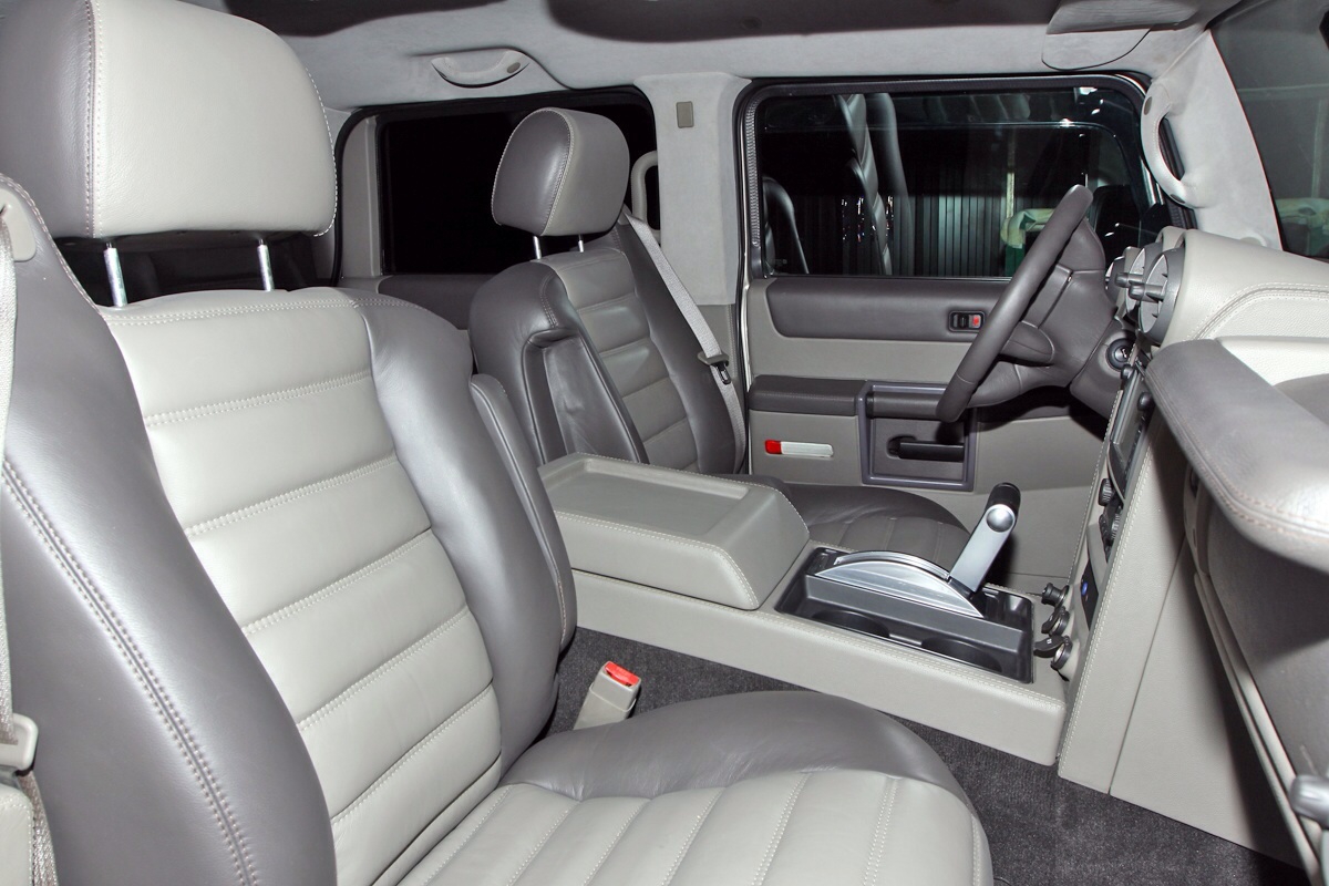 Hummer H2 — кадр 3 из 3