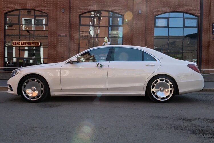 Mercedes-Benz S class (комплектация MAYBACH)