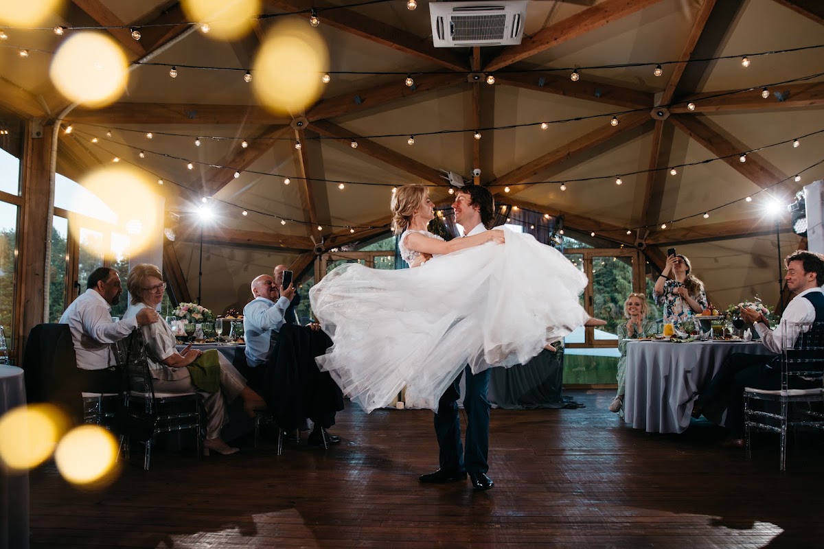 Wedding dance