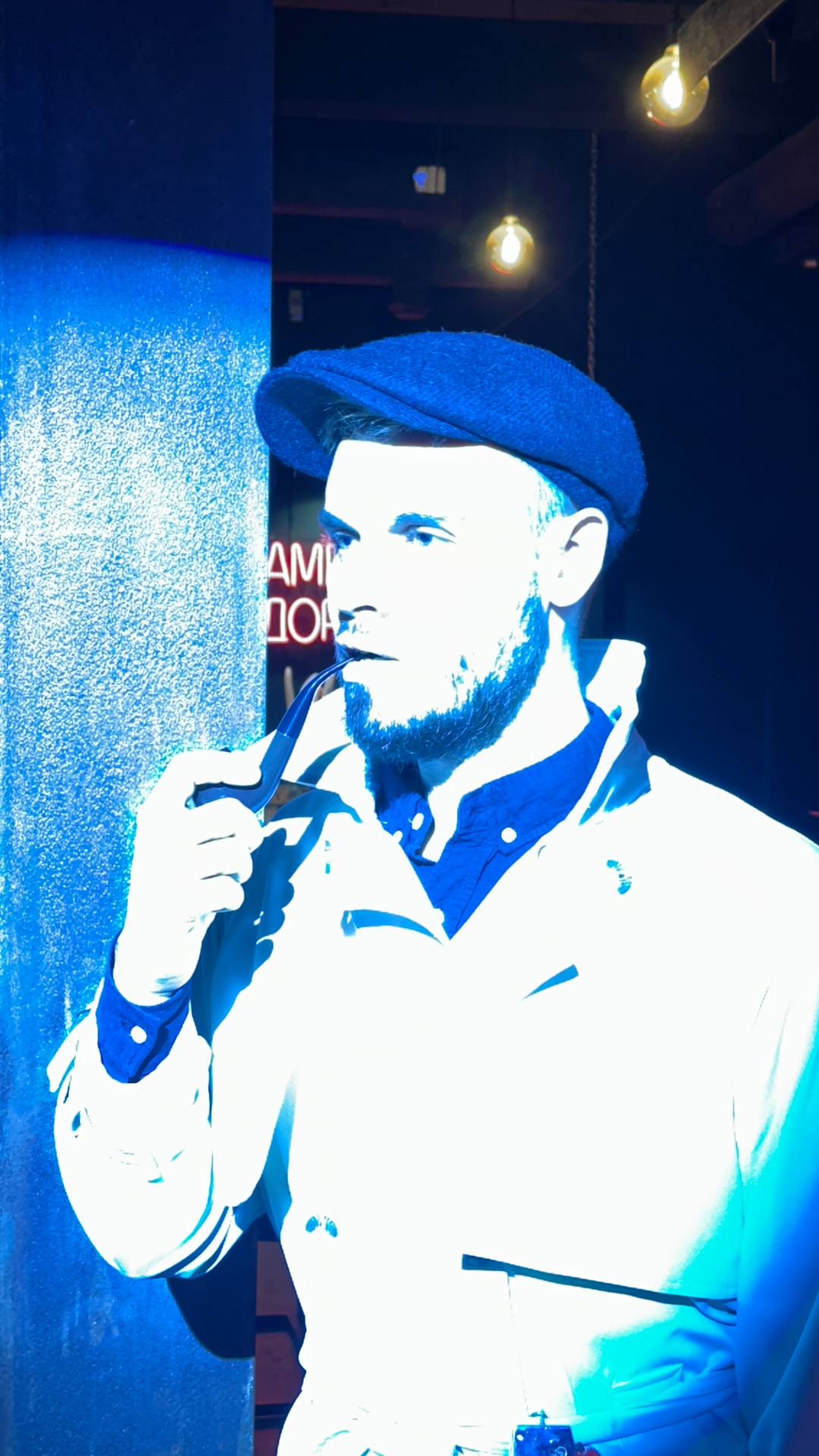 Максим Власов