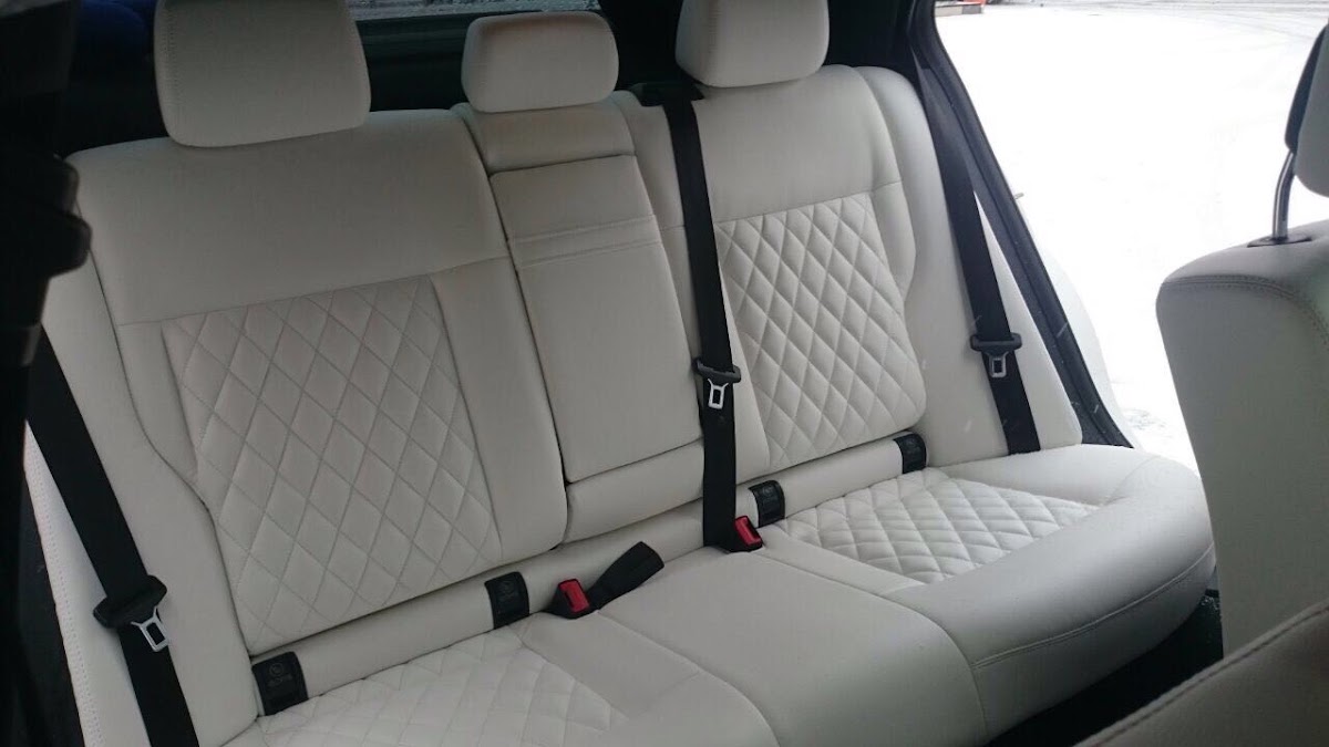 Mercedes-Benz E200