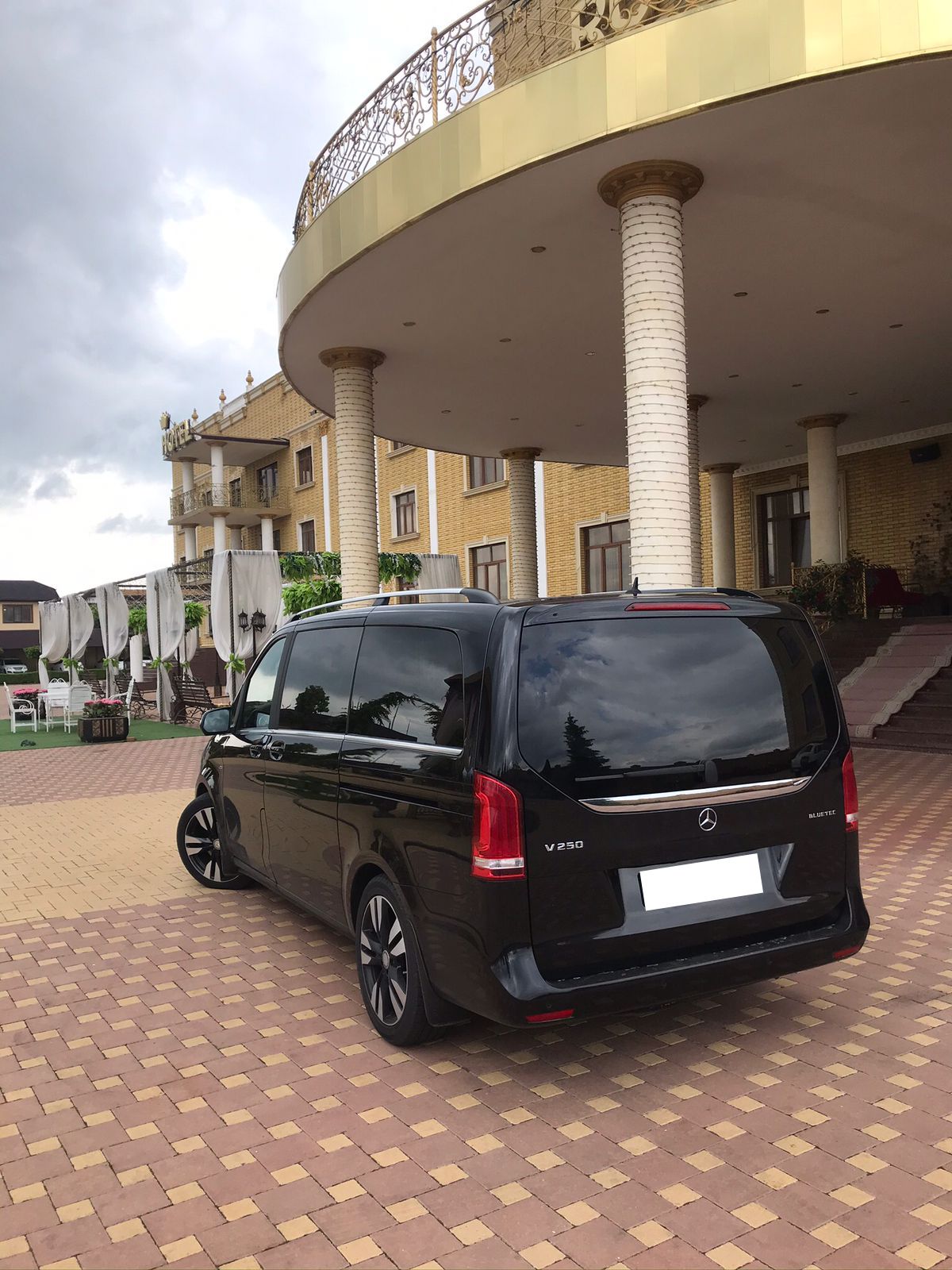 Mercedes V-класс — кадр 3 из 5