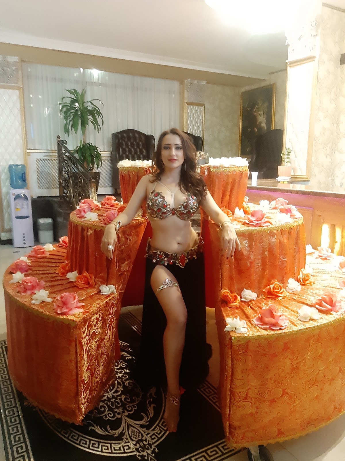Almaz Show — кадр 2 из 118