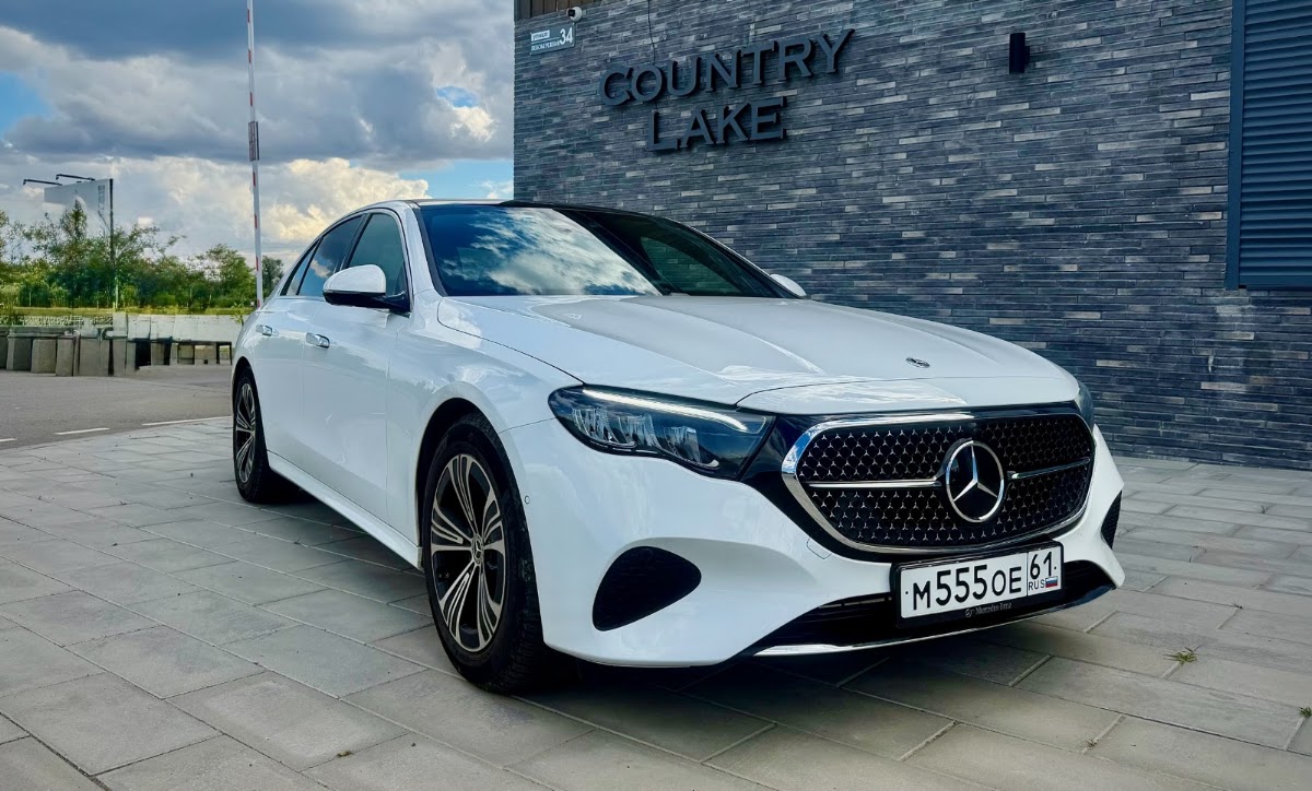 Mercedes-Benz E-Class W214