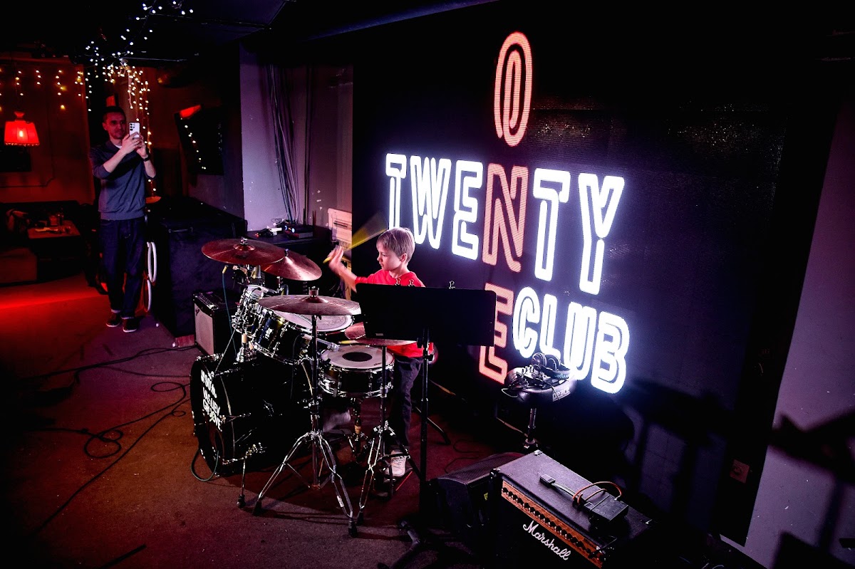 Концерт в Баре Twenty one