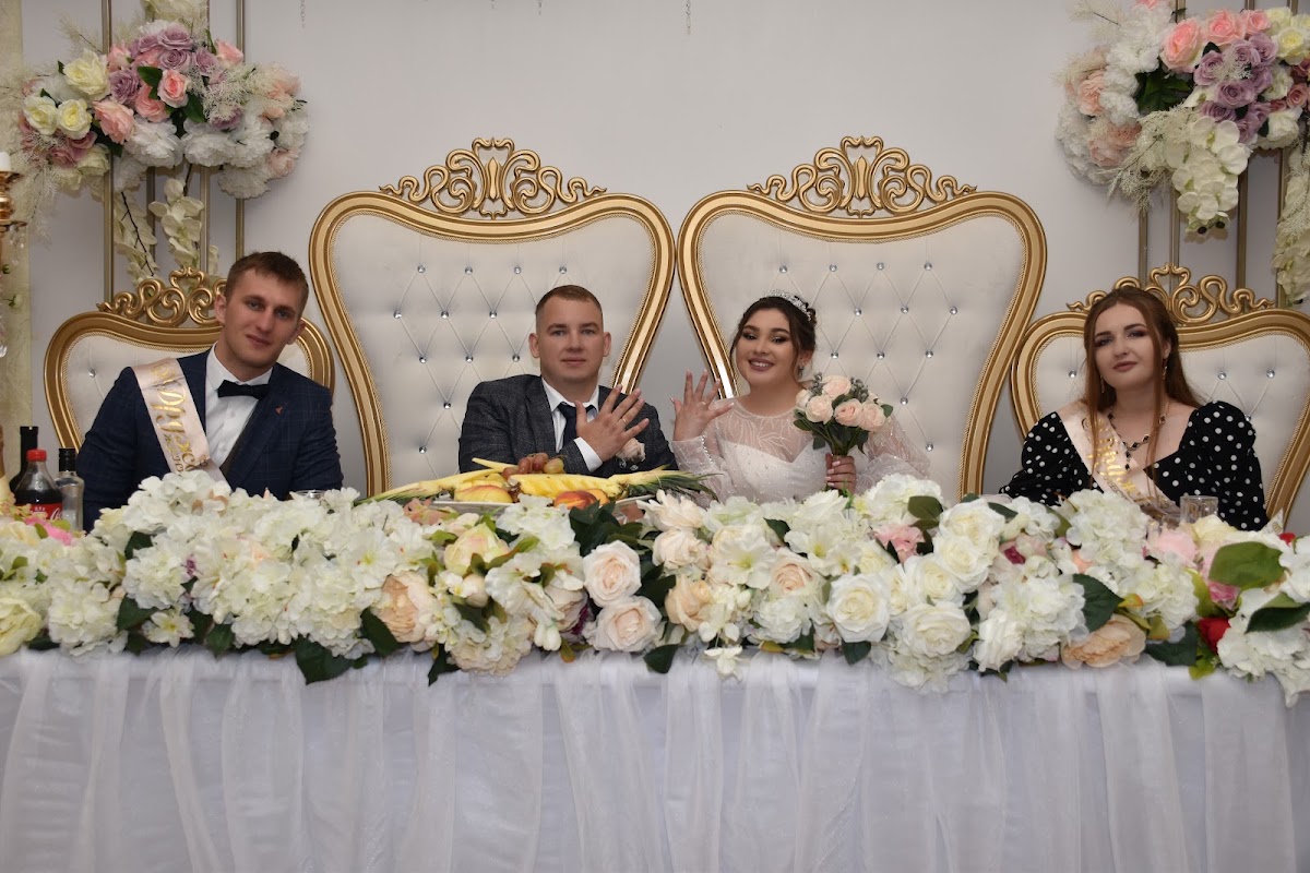 Юрий и Алина
