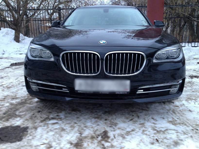 BMW 7 series — кадр 2 из 6