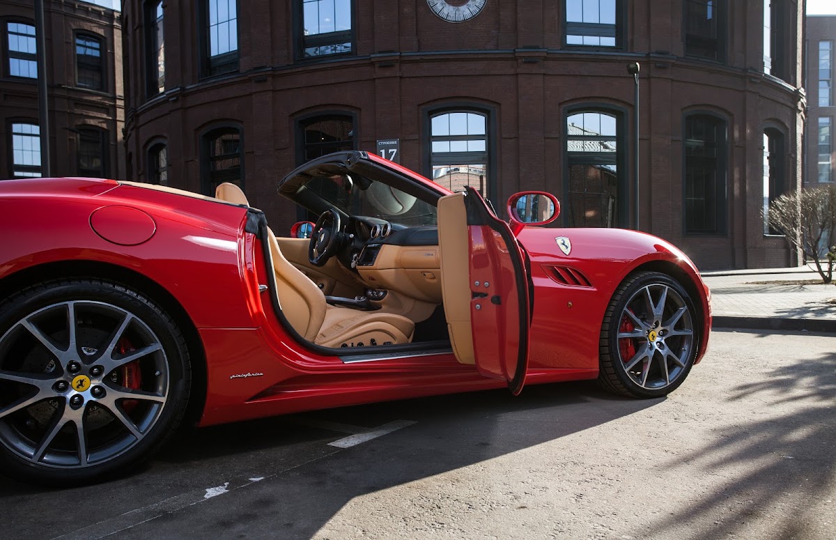 Ferrari California — кадр 3 из 7