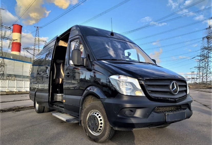Mercedes-Benz Sprinter Lux