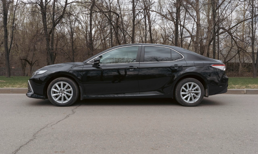 Toyota Camry — кадр 5 из 10
