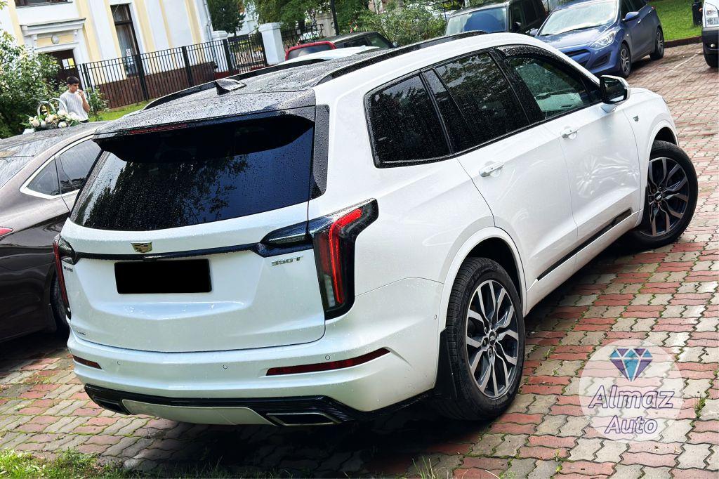 Cadillac XT6
