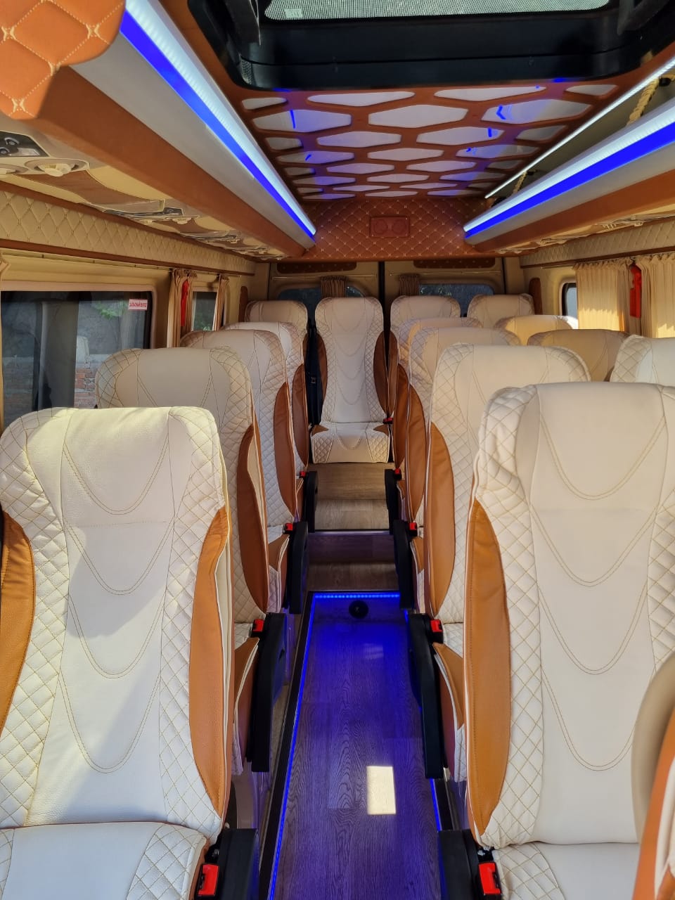 Mercedes Benz Sprinter VIP — кадр 5 из 6