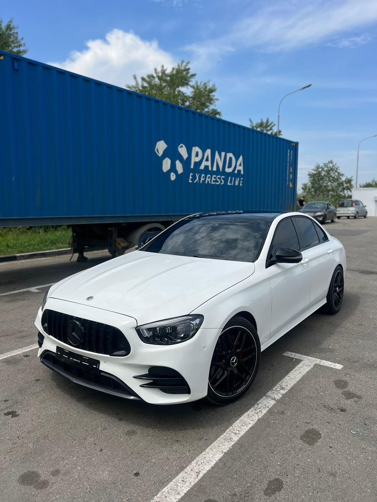 Mercedes-Benz W213 Restail new