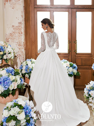 D-7116 Abigaille — кадр 3 из 3