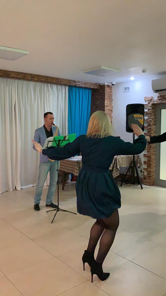 Саксофонист *DJ Валентин Джаз*